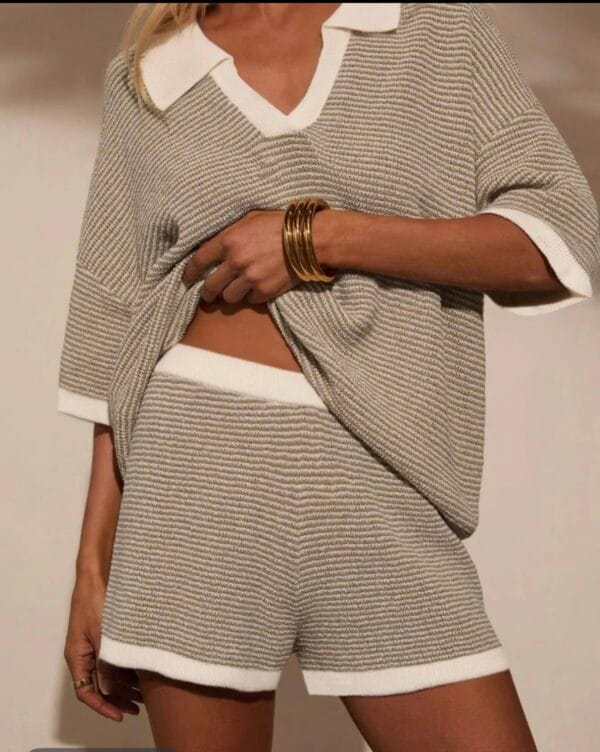 women Two Piece Sweater Short and skirt - Image 4
